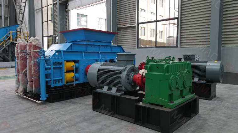 洞渣噴涂料破碎機(jī) 