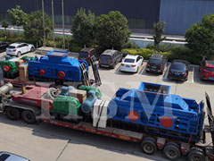 大型雙齒輥和對輥破碎機發(fā)貨現(xiàn)場